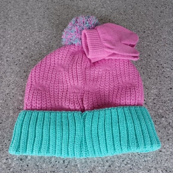 Gabby's Dollhouse Hat and Mittens Set Pink Knit Beanie - Picture 4 of 4